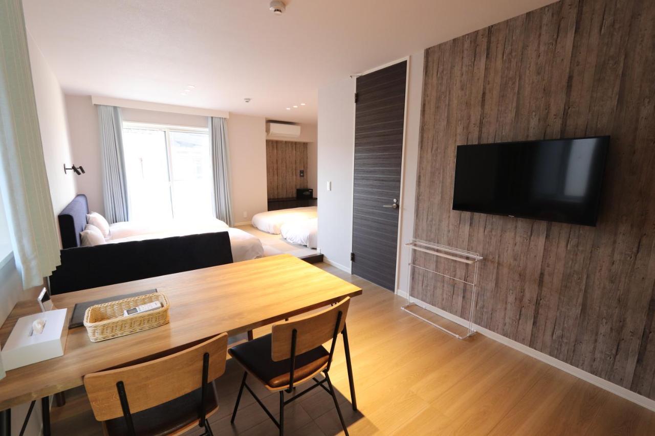 5 Minutes Shin-Osaka 9 Apartment ภายนอก รูปภาพ