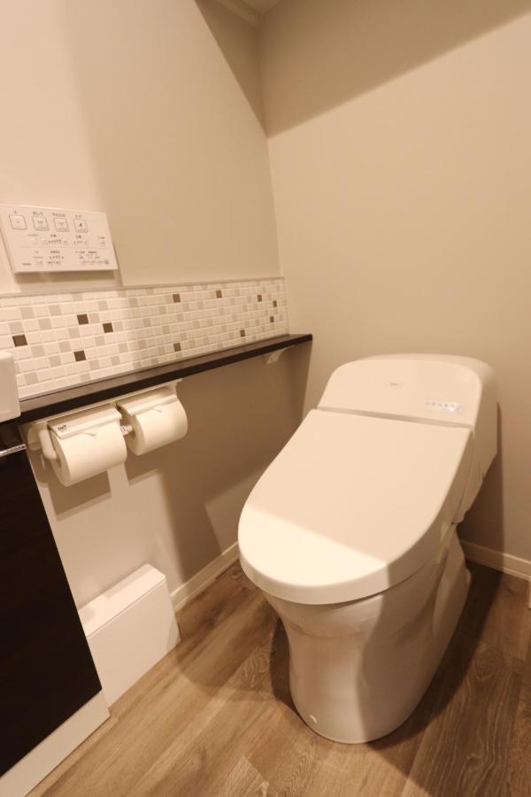 5 Minutes Shin-Osaka 9 Apartment ภายนอก รูปภาพ