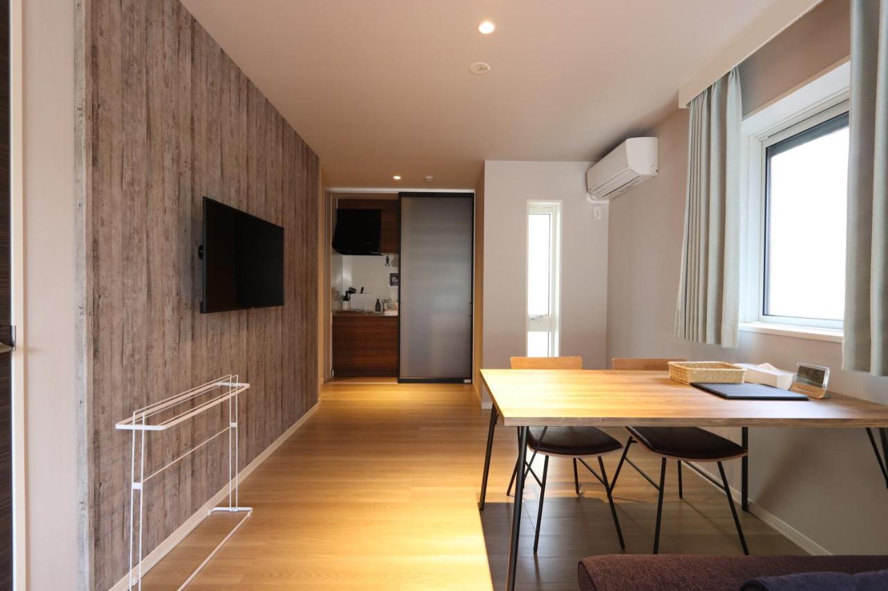 5 Minutes Shin-Osaka 9 Apartment ภายนอก รูปภาพ