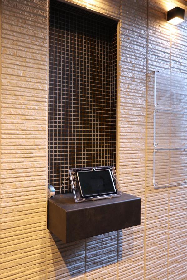 5 Minutes Shin-Osaka 9 Apartment ภายนอก รูปภาพ